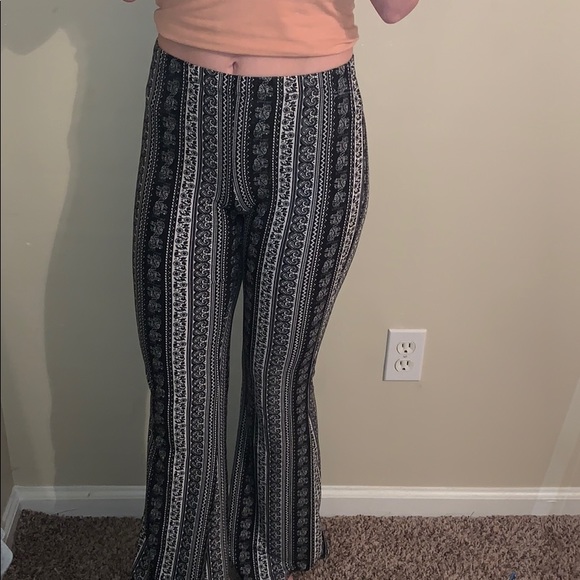 • boho elephnat flare leg pants - Picture 7 of 7